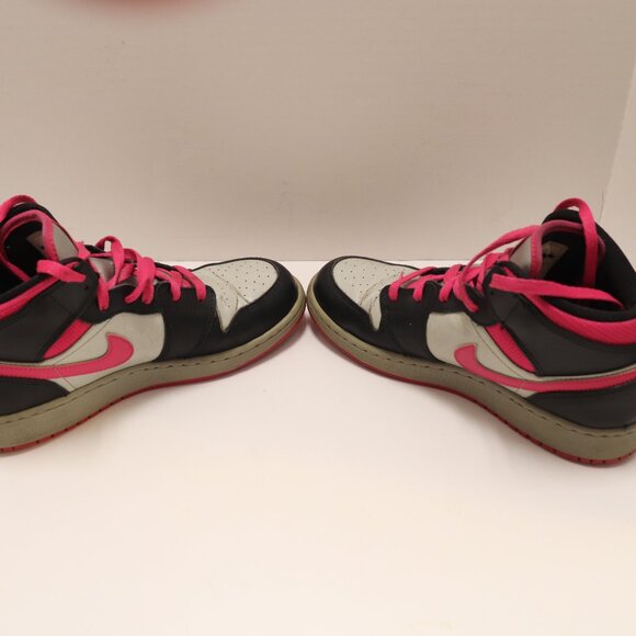 Nike Air Jordan Boys Athletic Shoes Size US 6Y Pre-Owne Good Condition - Picture 3 of 7